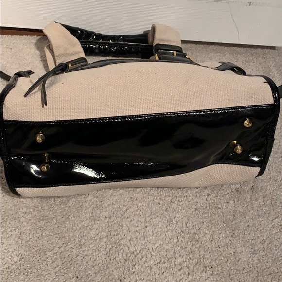 Black and cream handbag - Picture 3 of 8